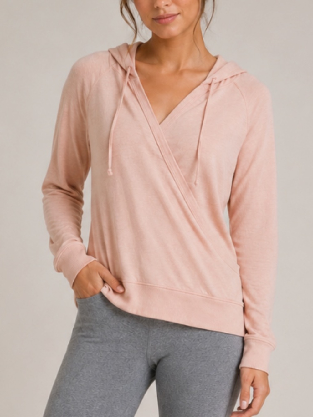 Lauren Ralph Lauren Women’s Blush Pink Lightweight Hoodie Sweatshirt, size Large
